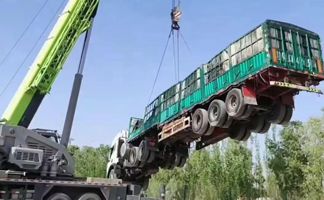 丰城道路脱困救援案例
